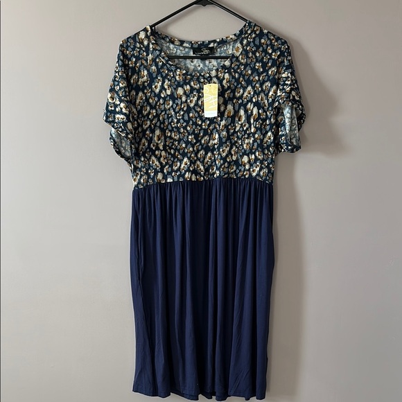 NWT Suzanne Betro Navy Abstract Pocket Empire Waist Dress - Picture 1 of 3